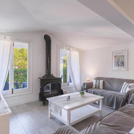 Gorgeous Renovated Cala Sant Vicenc Beach Villa Cala de Sant Vicenc 外观 照片