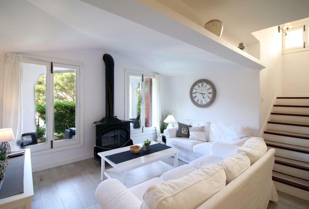 Gorgeous Renovated Cala Sant Vicenc Beach Villa Cala de Sant Vicenc 外观 照片
